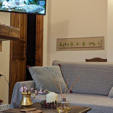Diminio 2 Apartment At Livadi אראחובה מראה חיצוני תמונה