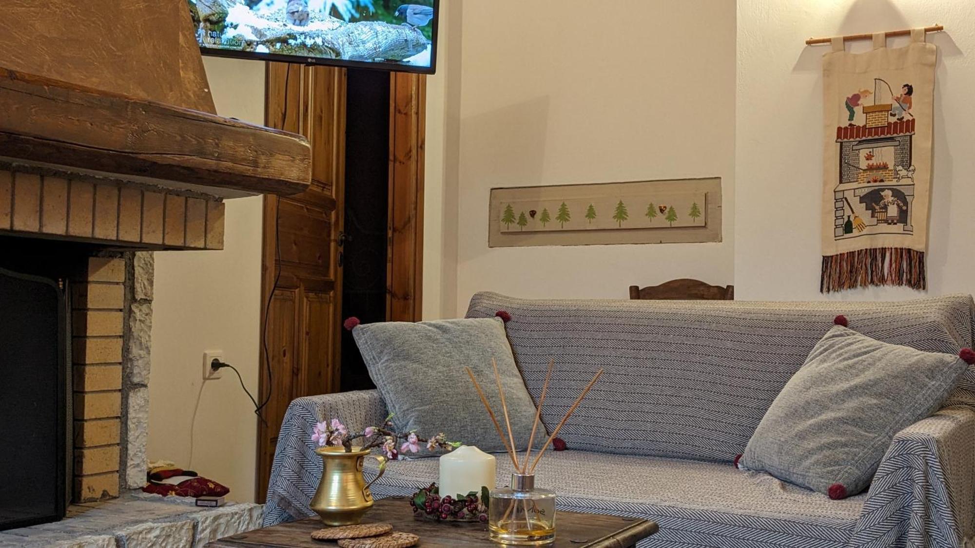 Diminio 2 Apartment At Livadi אראחובה מראה חיצוני תמונה
